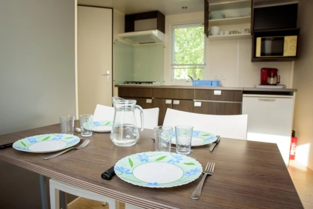 Camping l'Escale du Perthuis 4*, Camping 4* à La Tranche sur Mer (Vendée) - Location Mobil Home pour 8 personnes - Photo N°4
