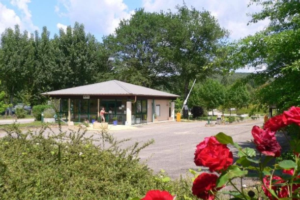 Camping du Lac De Grolejac 3*, Camping 3* à Groléjac (Dordogne) - Location Tente équipée pour 5 personnes - Photo N°16