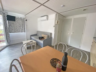 Camping Les Cigales 5* - Ze Collection, Camping 5* à Le Muy (Var) - Location Mobil Home pour 4 personnes - Photo N°4