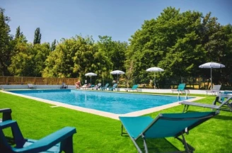 Camping d'Auberoche 3* , Camping 3* à Bassillac et Auberoche (Dordogne) - Location Mobil Home pour 6 personnes - Photo N°2