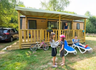 Camping de Collonges-la-rouge 3*, Camping 3* à Collonges la Rouge (Corrèze) - Location Mobil Home pour 8 personnes - Photo N°1