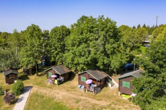 Camping de Tauves 3*, Camping 3* à Tauves (Puy de Dôme) - Location Mobil Home pour 6 personnes - Photo N°4