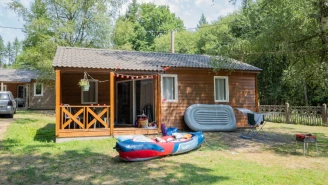 Camping du Lac 3*, Camping 3* à Marcillac la Croisille (Corrèze) - Location Mobil Home pour 8 personnes - Photo N°4