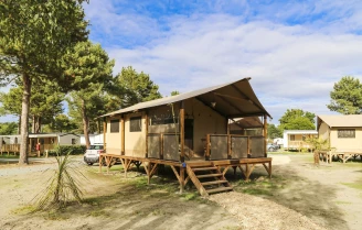 Camping Le Vieux Moulin 3*, Camping à Erquy (Cotes d'Armor) - Location Tente équipée pour 5 personnes - Photo N°1