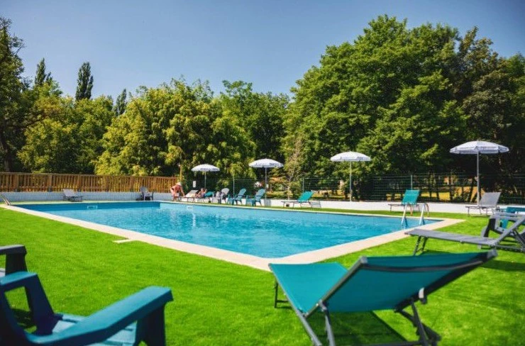 Camping d'Auberoche 3* , Camping 3* à Bassillac et Auberoche (Dordogne) - Location Mobil Home pour 6 personnes - Photo N°2