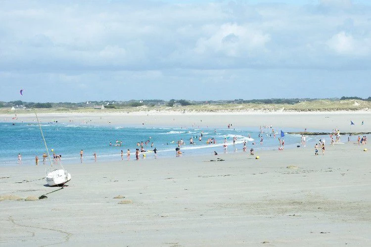 Camping de Lanven 3*, Camping 3* à Plomeur (Finistère) - Location Mobil Home pour 6 personnes - Photo N°4