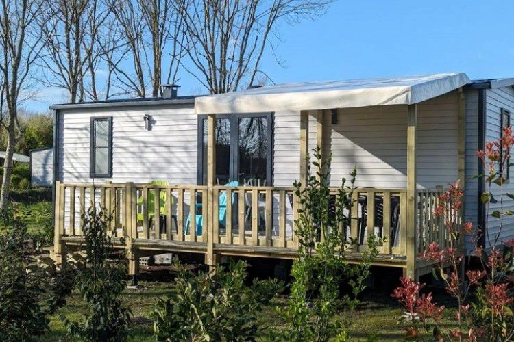 Camping de Lanven 3*, Camping 3* à Plomeur (Finistère) - Location Mobil Home pour 6 personnes - Photo N°1
