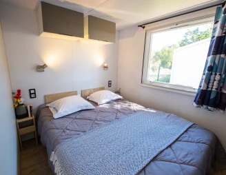 Camping L'Arquet Côte Bleue 4* - Plage - Ze collection, Camping 4* à Martigues (Bouches du Rhône) - Location Mobil Home pour 4 personnes - Photo N°4