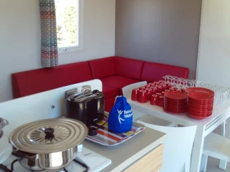Camping Mas Llinas 4*, Camping 3* à Le Boulou (Pyrénées Orientales) - Location Mobil Home pour 6 personnes - Photo N°3