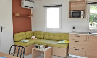 Domaine du Golfe de Saint Tropez 4*, Camping 4* à Grimaud (Var) - Location Mobil Home pour 8 personnes - Photo N°4