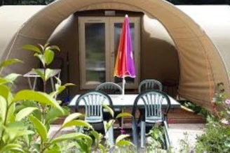 , Camping 4* à Estaing (Hautes Pyrénées) - Location Tente équipée pour 4 personnes - Photo N°1