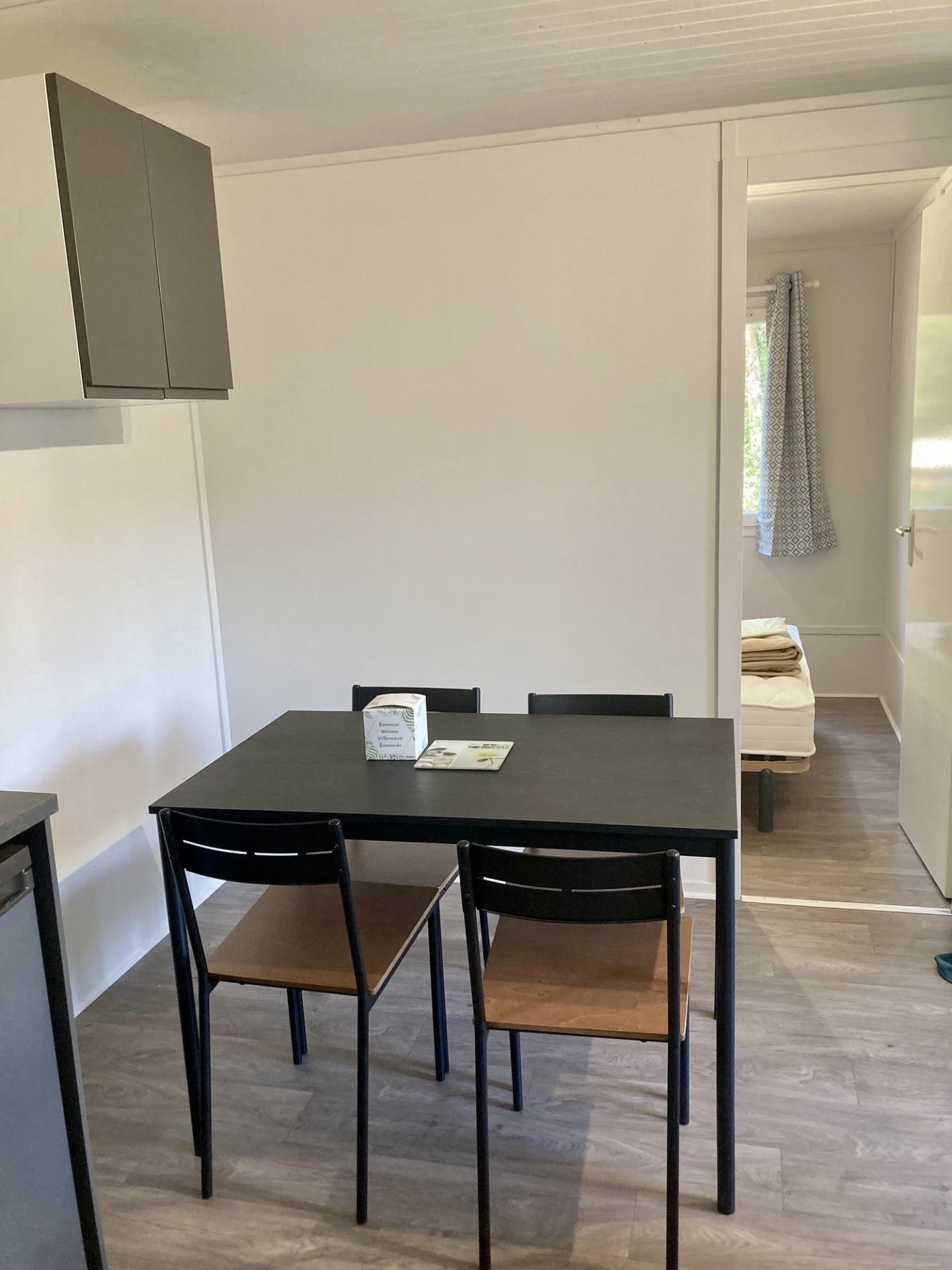 Camping De Maillac 4* , Camping 4* à Sainte Nathalène (Dordogne) - Location Chalet pour 4 personnes - Photo N°7