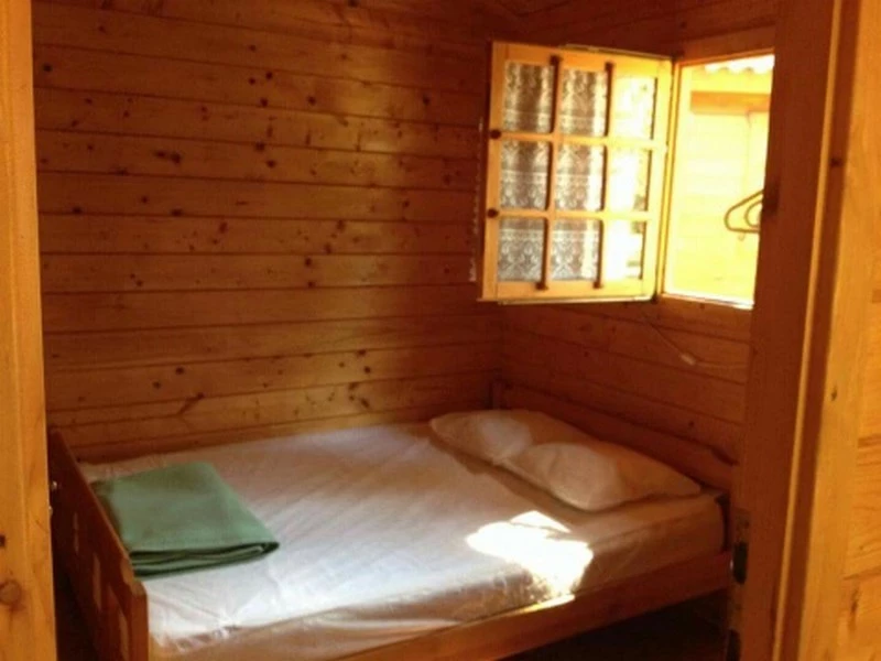 Camping U STABIACCIU 3*, Camping à Porto Vecchio (Corse du Sud) - Location Chalet pour 2 personnes - Photo N°3