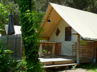 CAMPING DE L'ARQUEBUSE 3*, Camping à Athée (Côte d'Or) - Location Tente équipée pour 5 personnes - Photo N°1