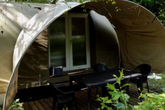 Family Camping Le Savoy 3*, Camping 4* à Challes les Eaux (Savoie) - Location Tente équipée pour 4 personnes - Photo N°1