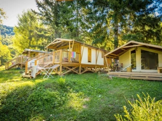 Camping Le Pont du Tarn 3*, Camping 3* à Florac (Lozère) - Location Cabane pour 7 personnes - Photo N°2