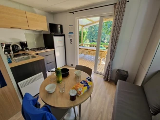 Camping Marmotel 4*, Camping 4* à Saint Geniez d'Olt (Aveyron) - Location Mobil Home pour 2 personnes - Photo N°3