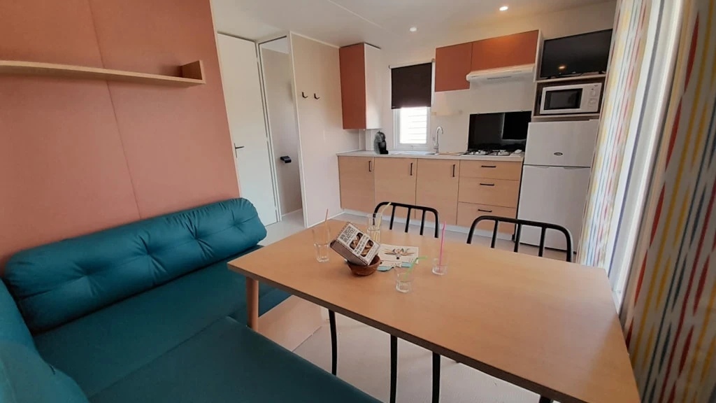 Camping La Bergerie Plage 4*, Camping 4* à Hyères (Var) - Location Mobil Home pour 4 personnes - Photo N°3