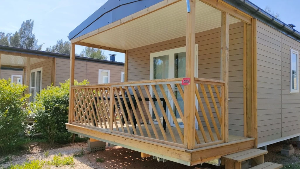 Camping La Bergerie Plage 4*, Camping 4* à Hyères (Var) - Location Mobil Home pour 4 personnes - Photo N°9