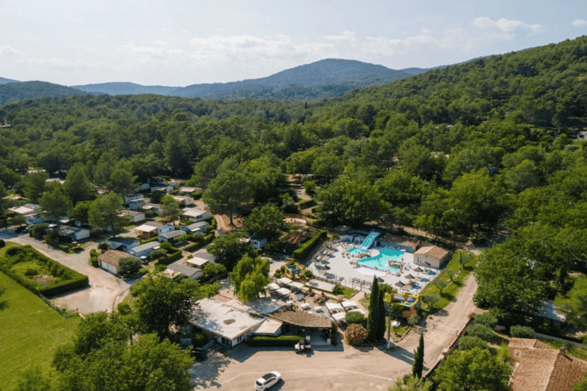 Camping Domaine Villa Verde, Camping 2* à Callas (Var) - Location Tente équipée pour 6 personnes - Photo N°11