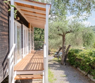 Camping dei Fiori , Camping 2* à Pietra Ligure (Savone) - Location Mobil Home pour 6 personnes - Photo N°2