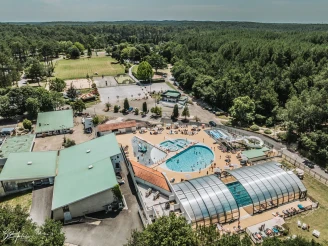 LES COTTAGES DE LEON, Camping à Léon (Landes) - Location Mobil Home pour 5 personnes - Photo N°2