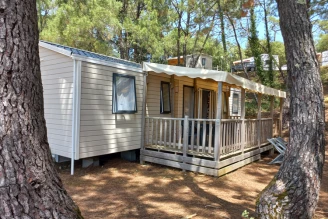 , Camping 4* à Jard sur Mer (Vendée) - Location Mobil Home pour 8 personnes - Photo N°1