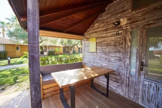 Alannia ELS PRATS 4*, Camping 4* à Miami Playa (Tarragone) - Location Bungalow pour 6 personnes - Photo N°3