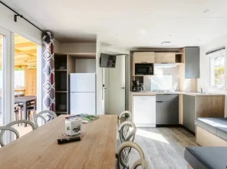 Camping Bois Soleil 4*, Camping 4* à Olonne sur Mer (Vendée) - Location Mobil Home pour 8 personnes - Photo N°4