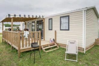 , Camping 4* à Montjean sur Loire (Maine et Loire) - Location Mobil Home pour 8 personnes - Photo N°1