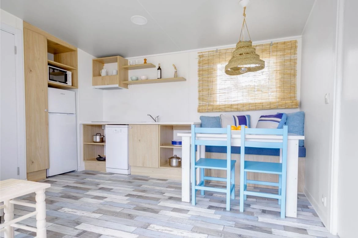 Alannia ELS PRATS 4*, Camping 4* à Miami Playa (Tarragone) - Location Bungalow pour 5 personnes - Photo N°4