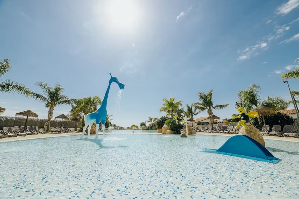 Alannia ELS PRATS 4*, Camping 4* à Miami Playa (Tarragone) - Location Bungalow pour 5 personnes - Photo N°9