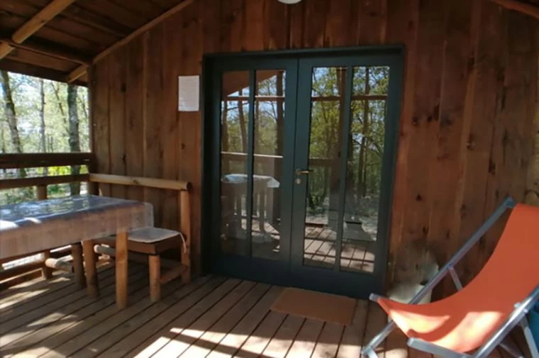 CAMPING LA TRUFFIERE 3*, Camping 3* à Saint Cirq Lapopie (Lot) - Location Cabane pour 2 personnes - Photo N°4