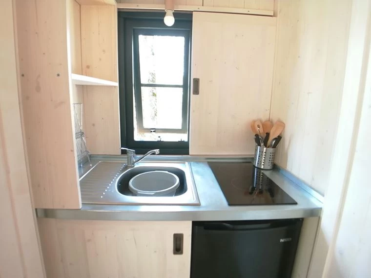 CAMPING LA TRUFFIERE 3*, Camping 3* à Saint Cirq Lapopie (Lot) - Location Cabane pour 2 personnes - Photo N°5