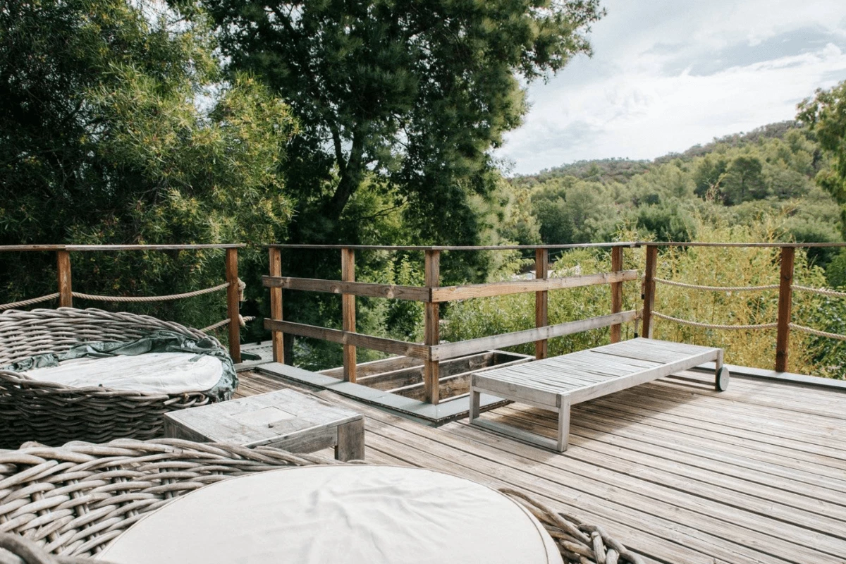 Camping Lou Cabasson 3*, Camping 3* à Bormes les Mimosas (Var) - Location Chalet pour 2 personnes - Photo N°5