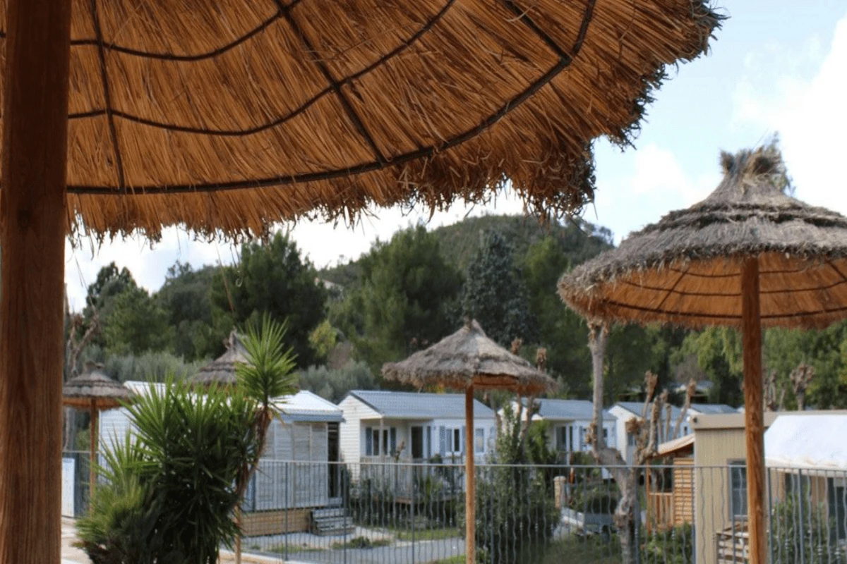 Camping Lou Cabasson 3*, Camping 3* à Bormes les Mimosas (Var) - Location Mobil Home pour 6 personnes - Photo N°13