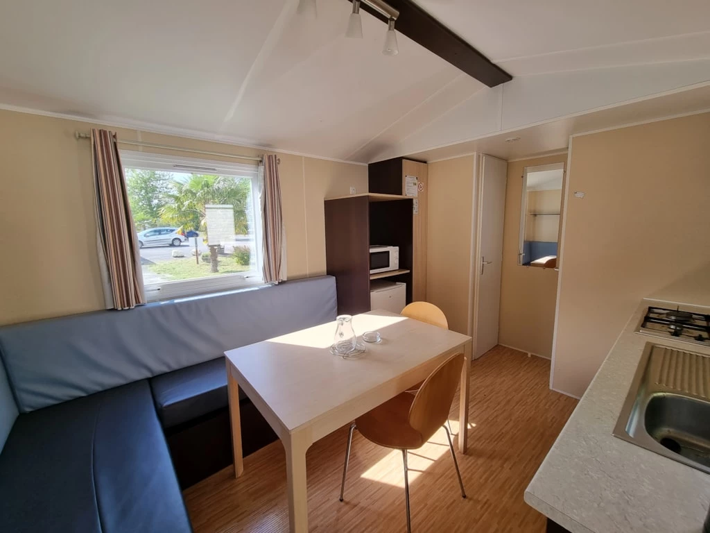 Camping du Vieux Moulin 3*, Camping 3* à Vensac (Gironde) - Location Mobil Home pour 4 personnes - Photo N°5